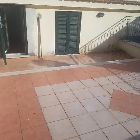 La Piramide Di Hermes Apartmán *